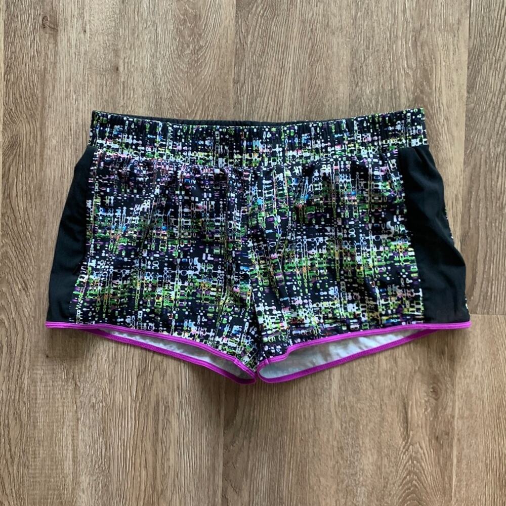 Fabletics Fallon Shorts Multi Color Print Size Large Athletic Workout Gym